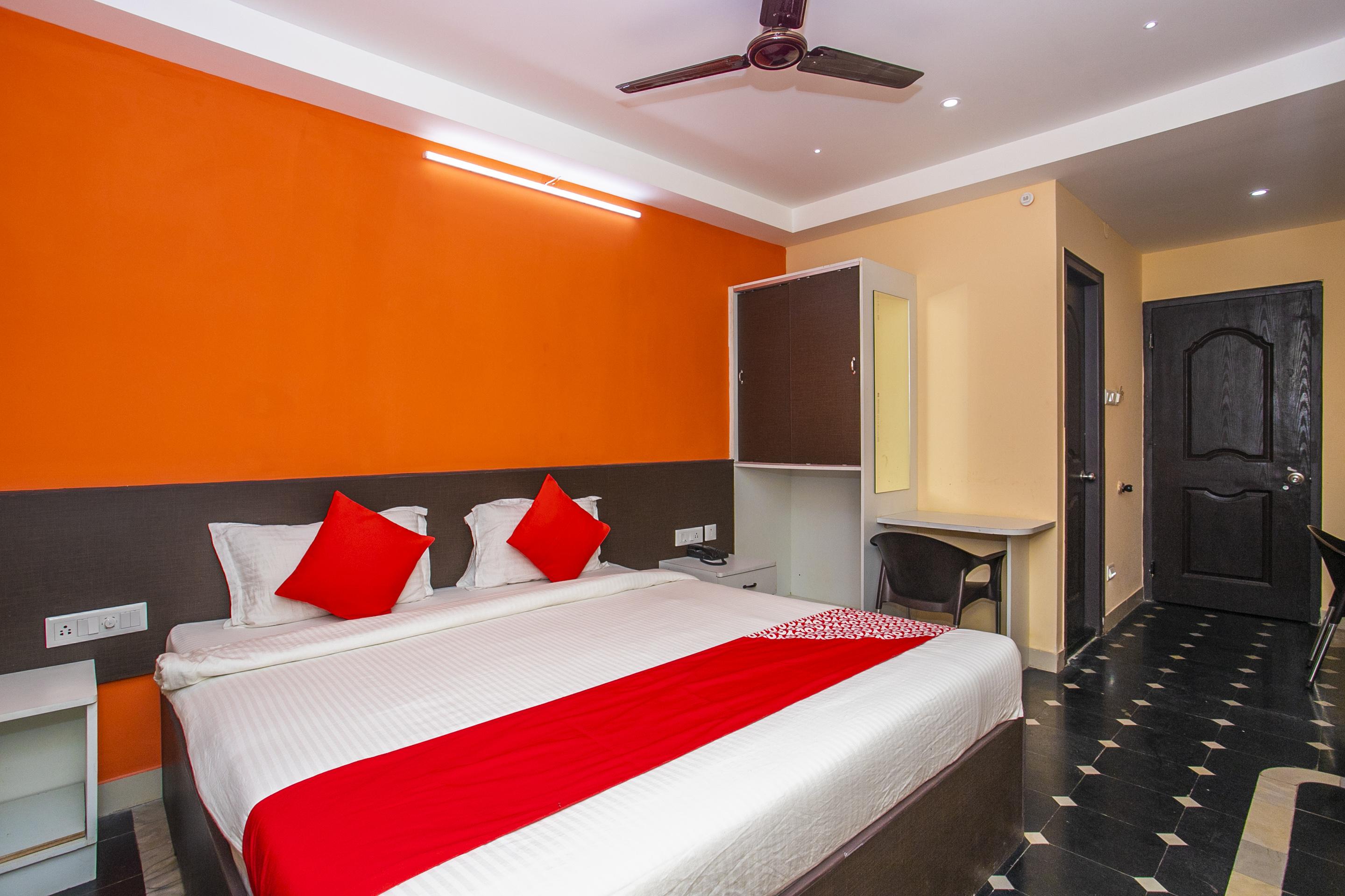 Oyo 22837 Chairmen'S Hotel Bengaluru Kültér fotó