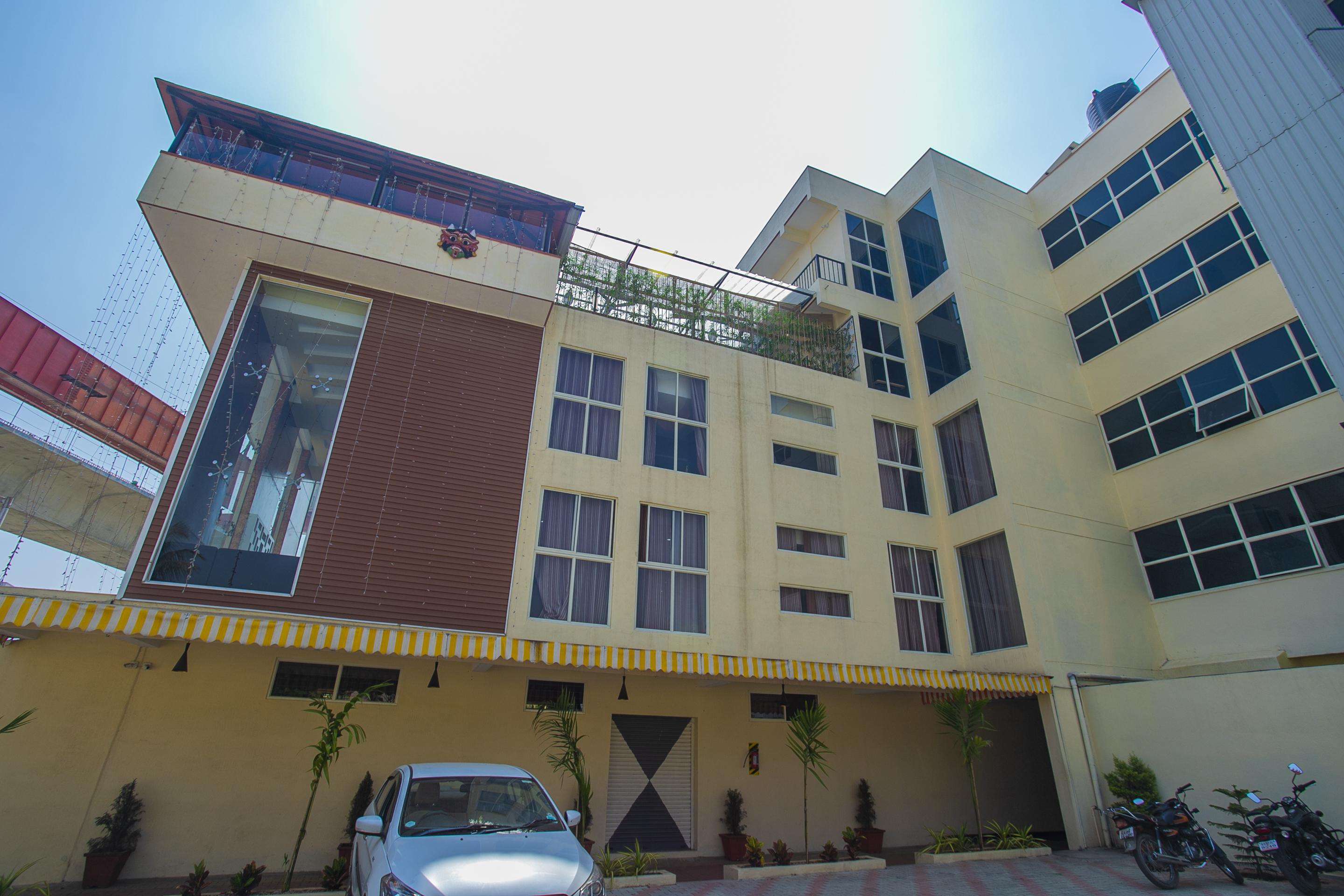 Oyo 22837 Chairmen'S Hotel Bengaluru Kültér fotó
