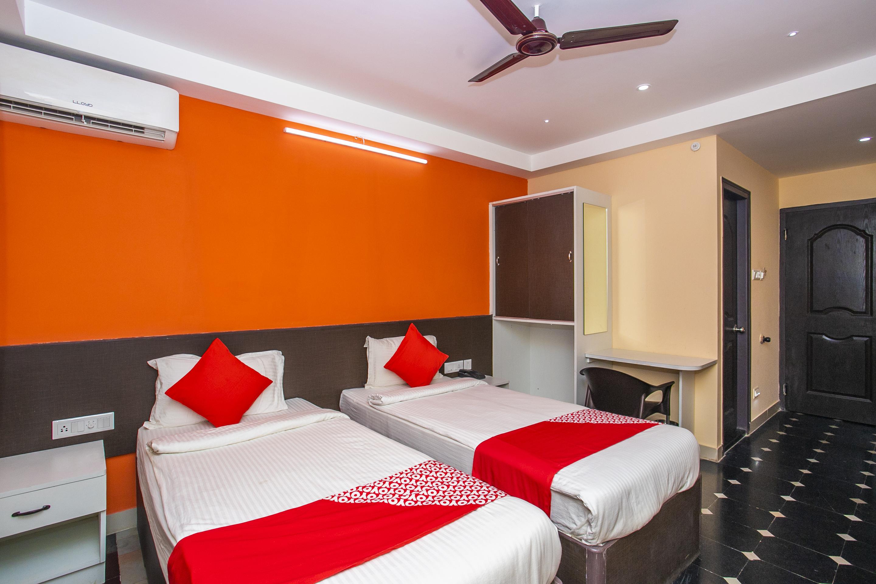 Oyo 22837 Chairmen'S Hotel Bengaluru Kültér fotó
