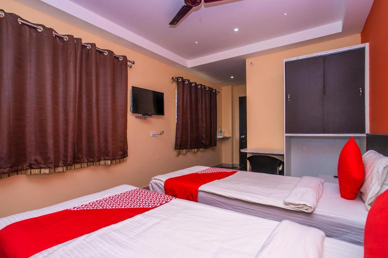 Oyo 22837 Chairmen'S Hotel Bengaluru Kültér fotó